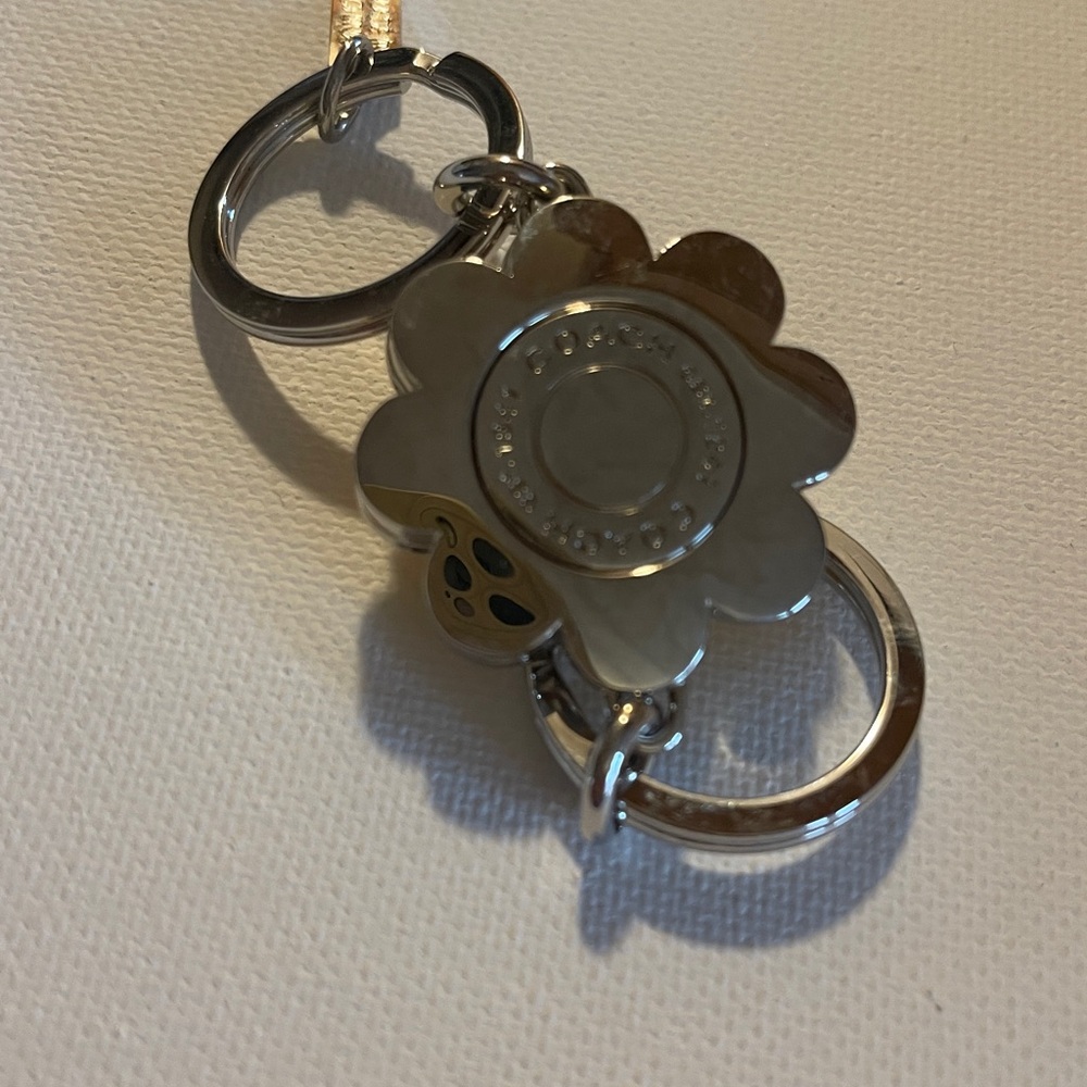 Coach Yellow Flower Valet Keychain - Picture 3 of 8
